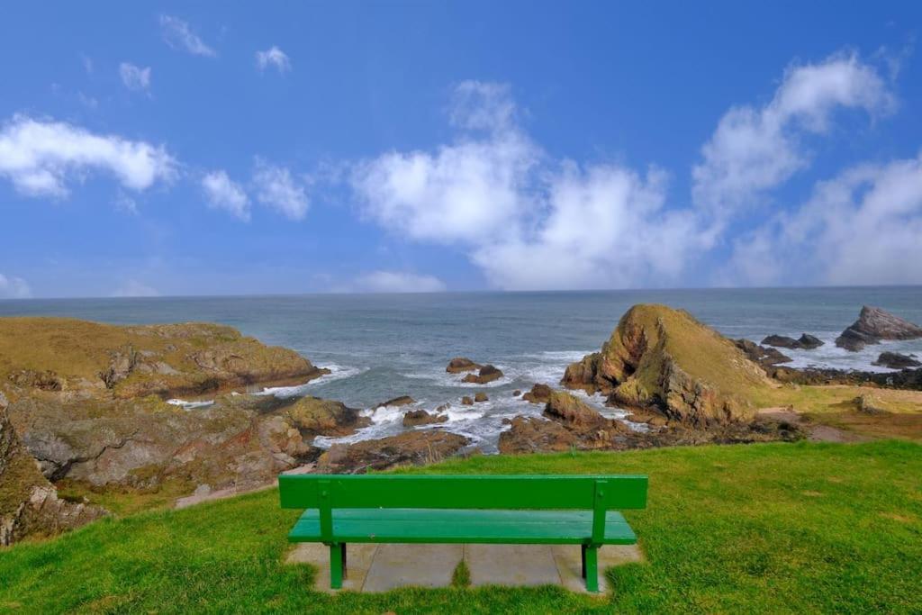 Cliff Top Cottage With Sea Views Portknockie Esterno foto